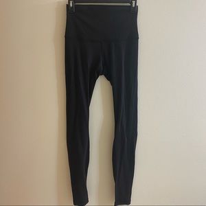 Lululemon size 6 wunder under luon super high rise